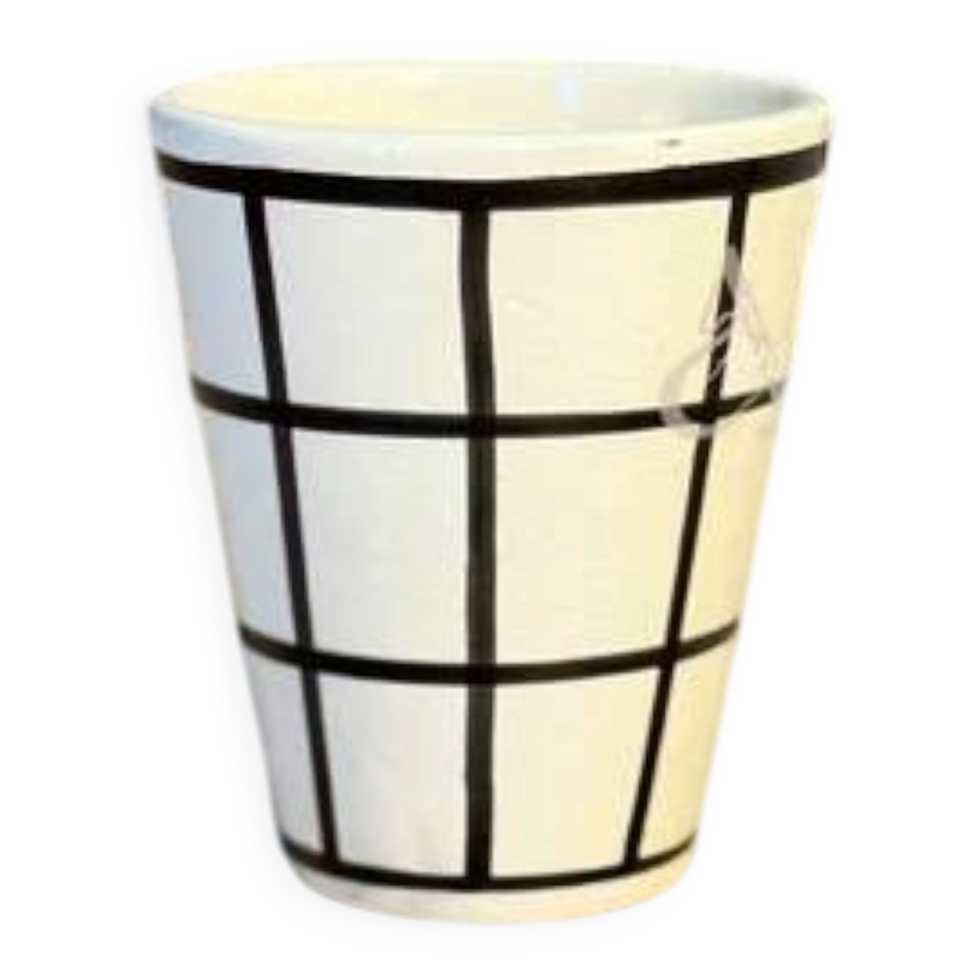 Tisslit glass, handcrafted with a black and white checkered pattern.