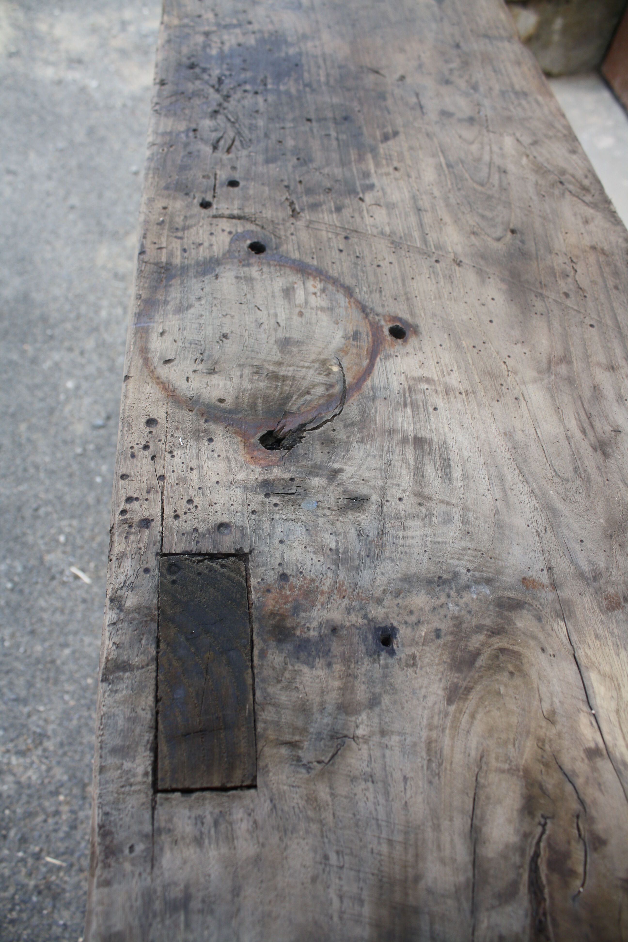 Ancient rough wood 167 cm