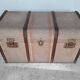 Travel malle in wood and canvas