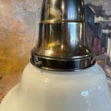 Suspension opaline 1920