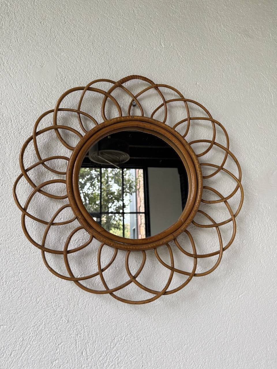 Paire de miroirs rotin années 60