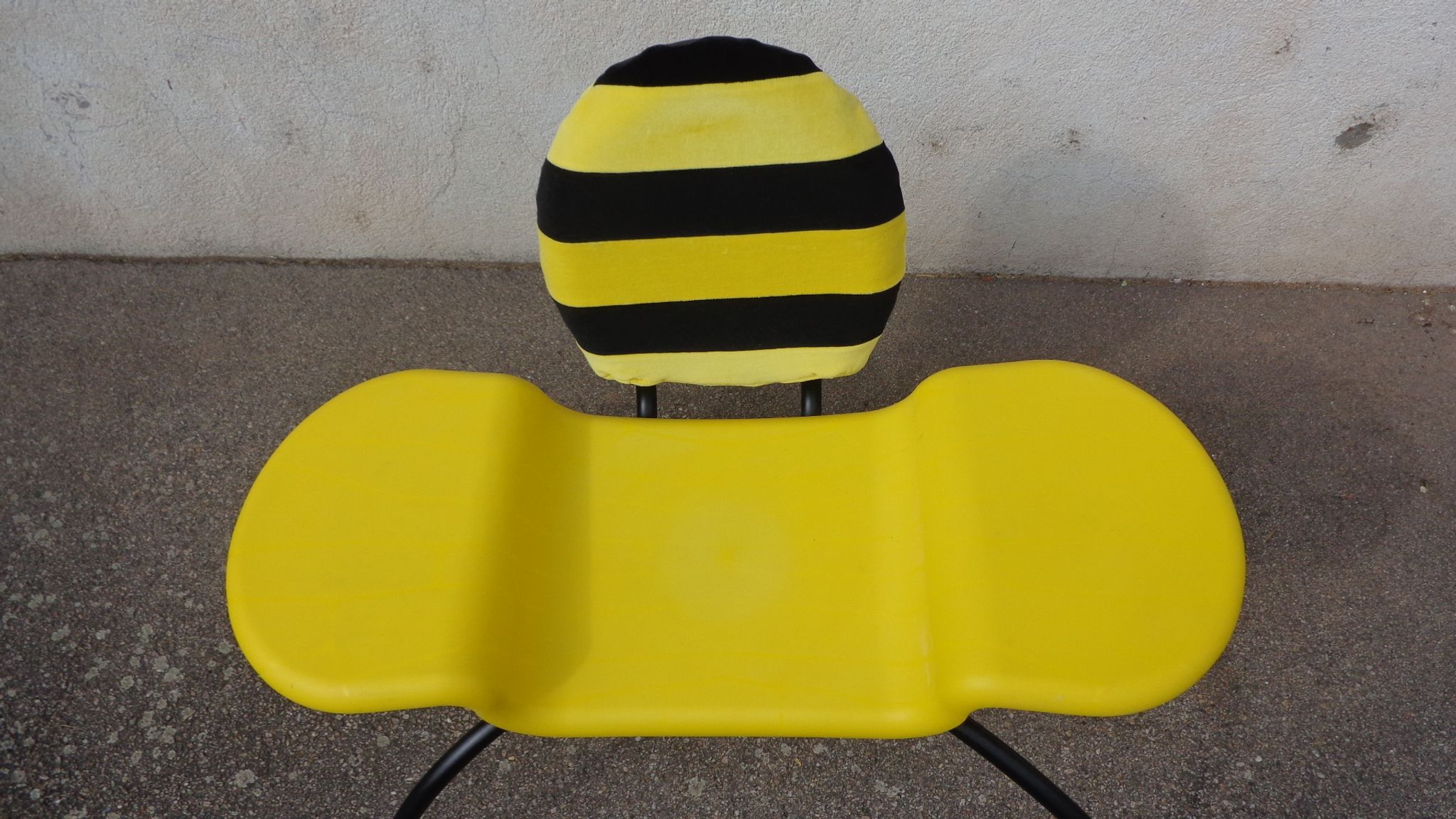 Mayan chair/office the bee