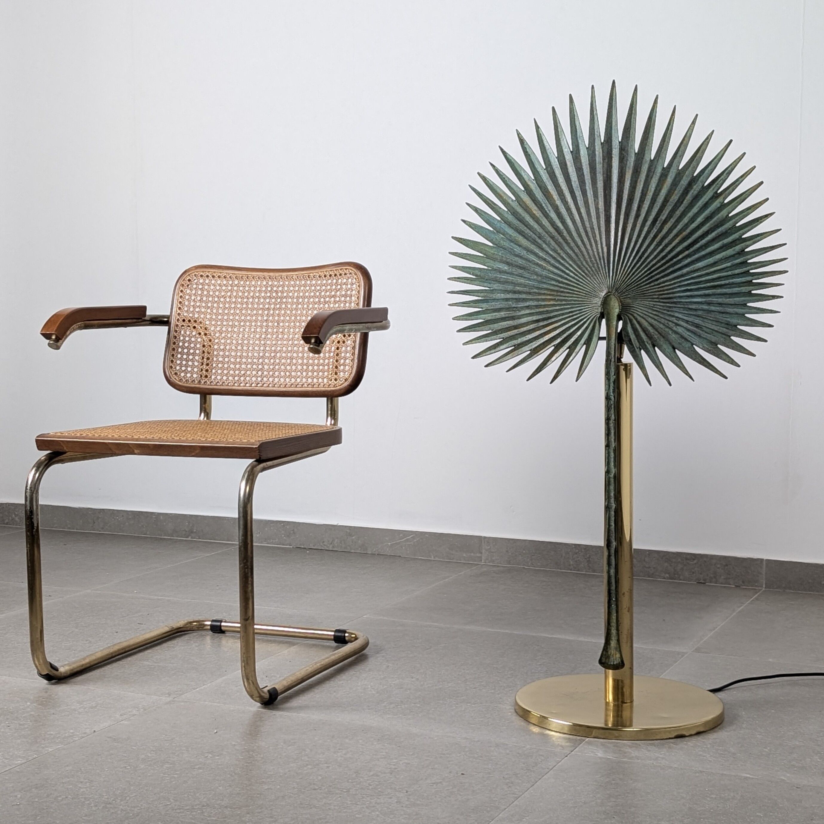 Monumental Valenti table lamp with fan palm leaf in bronze and brass, 1970s
