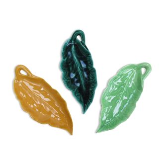 Three Digoin leaf ravines