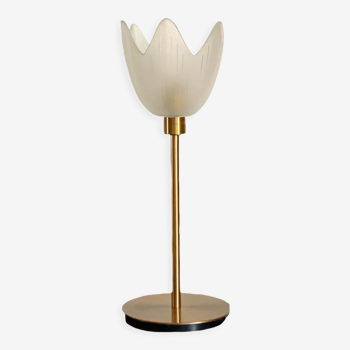 Table lamp with a translucent vintage tulip lampshade and a gold base