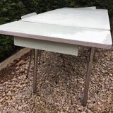 Formica table set with extensions + 4 Plastilux chairs