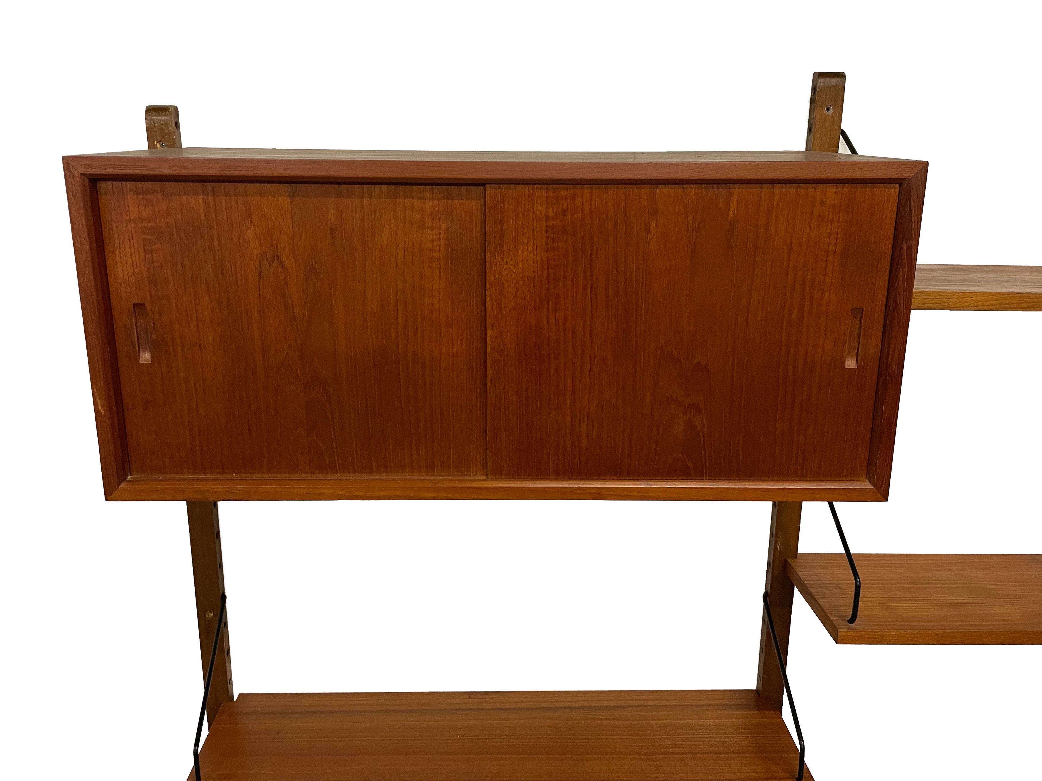 Vintage Poul Cadovius Royal System wandsysteem wandmeubel