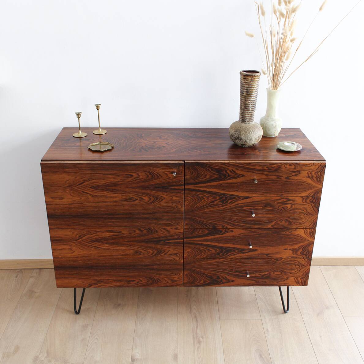 Vintage rosewood Sideboard with black hairpinlegs