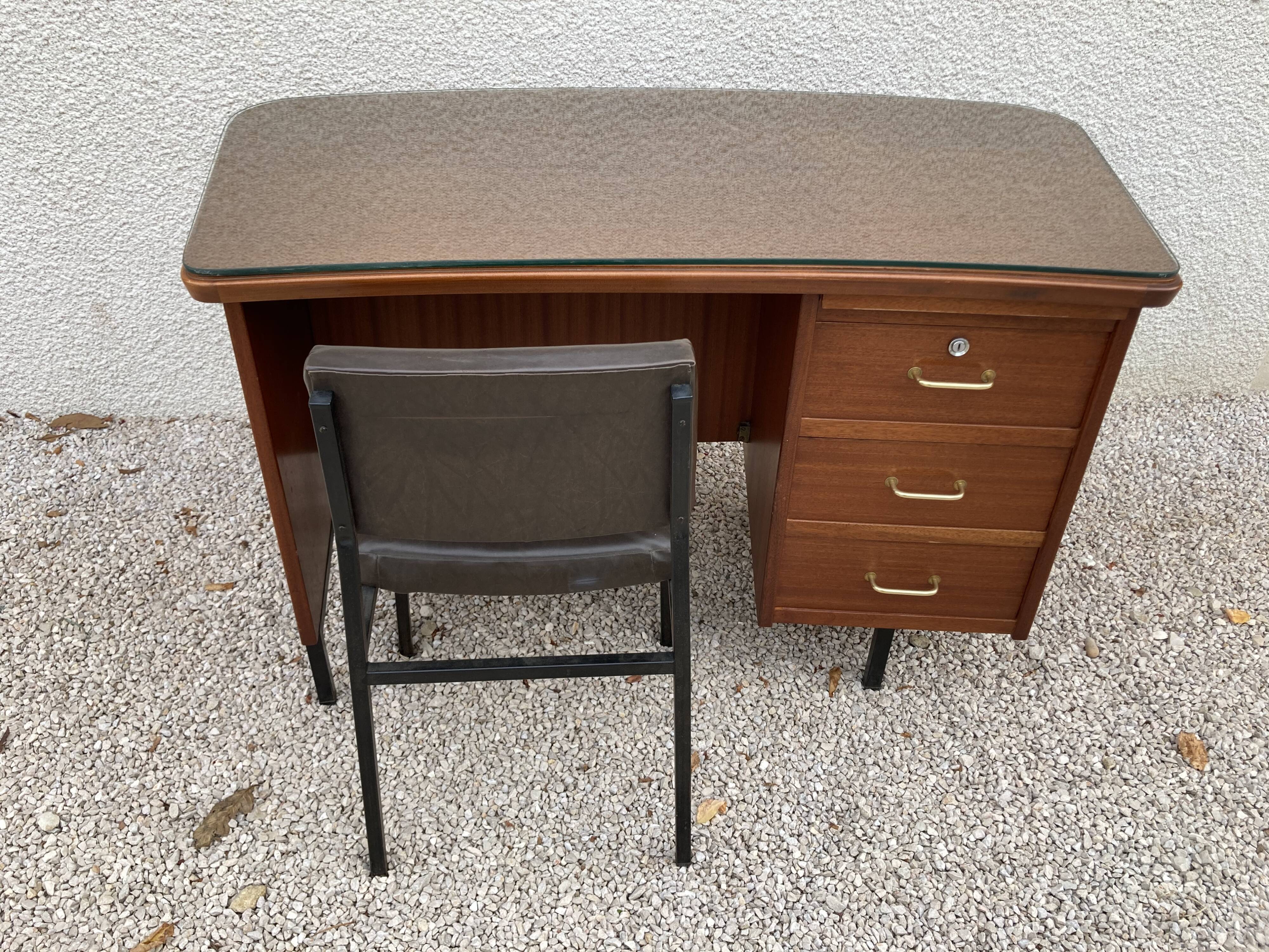 70s desk and chair