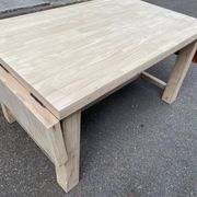 Extendable farmhouse table with renovated solid wood flaps 140-200cm