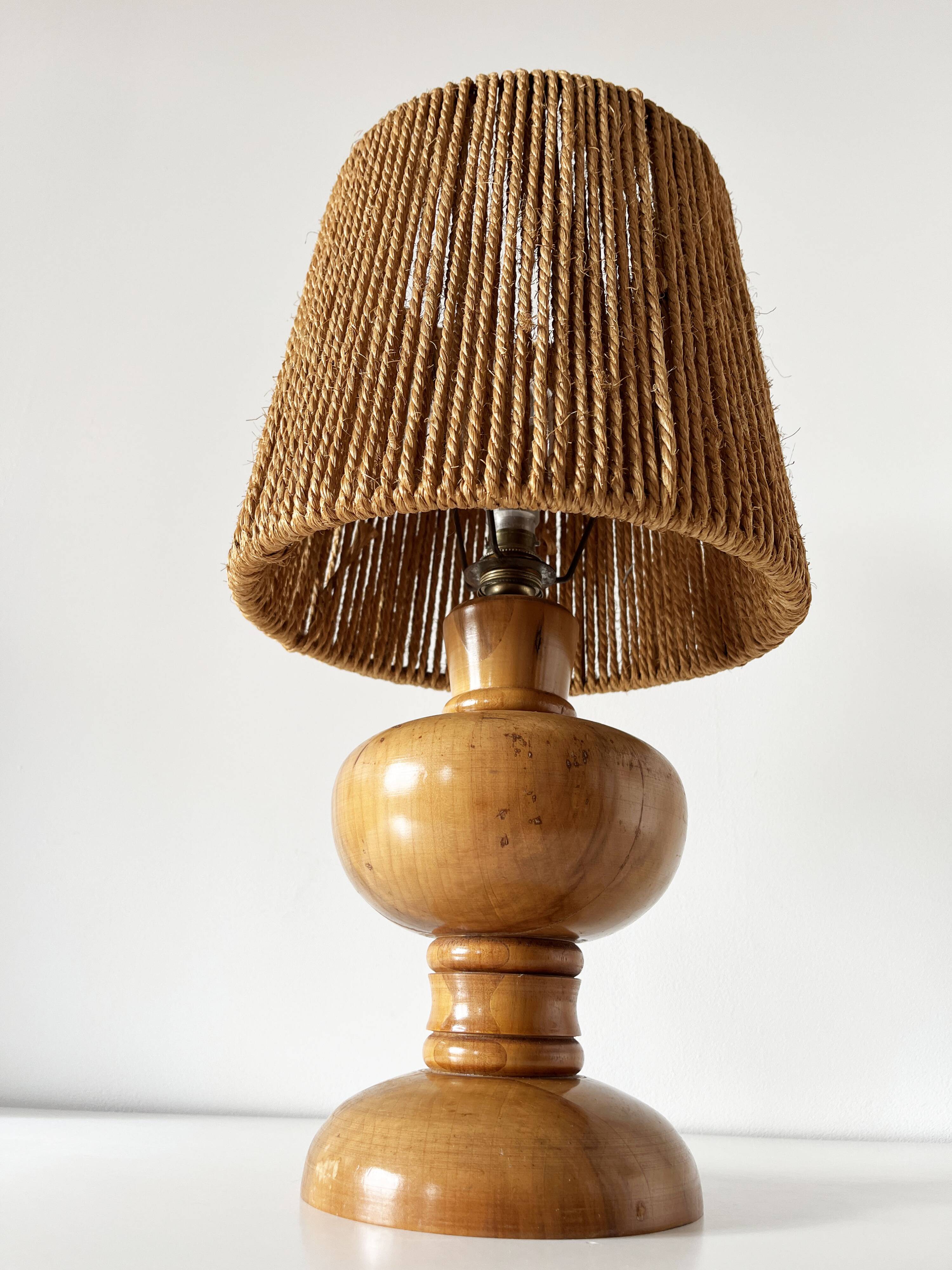 Vintage 1960 turned wood elm lamp