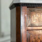 Miniature chest of drawers in mahogany veneer, 19th century