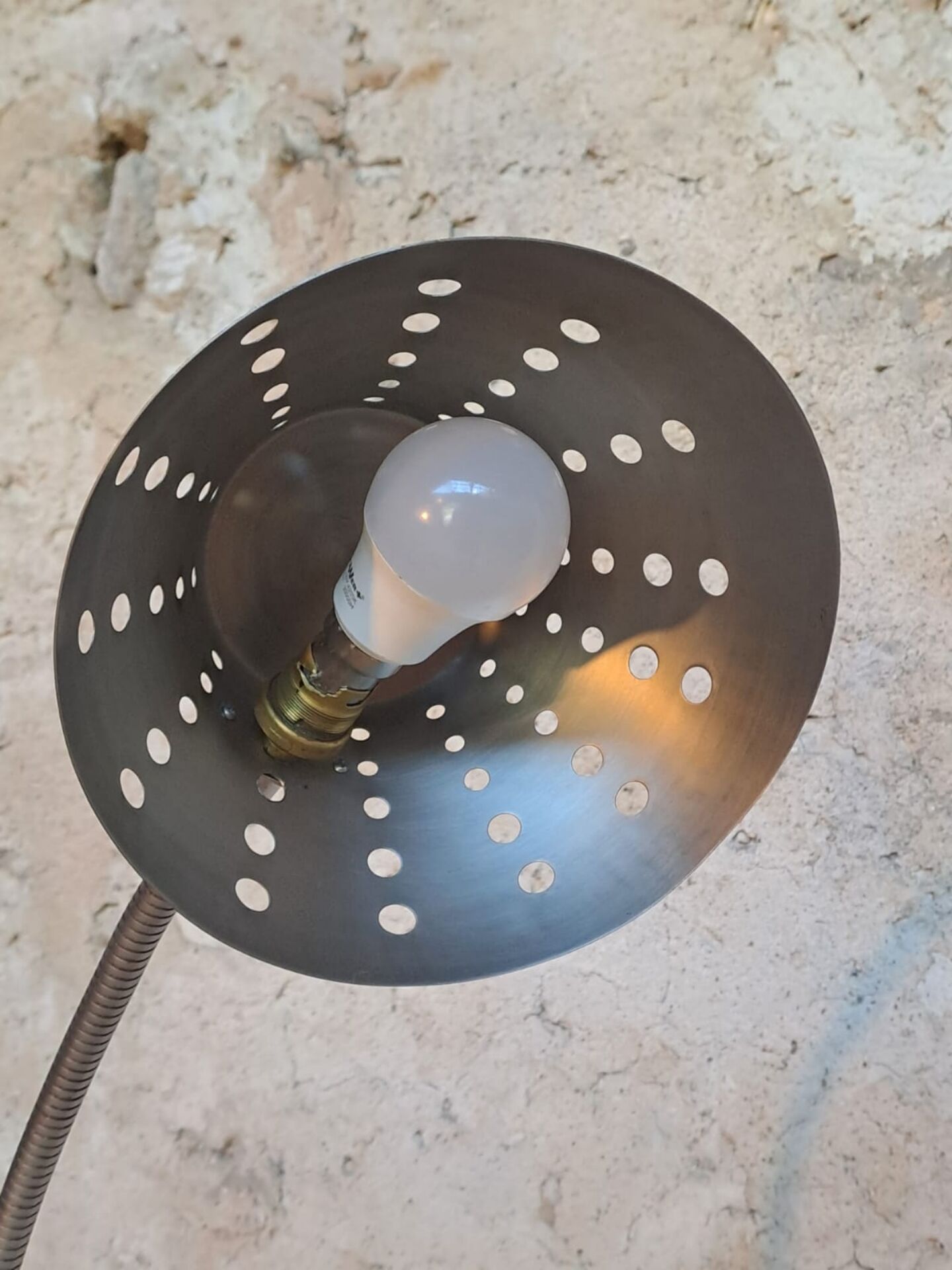 Lampadaire tripode industriel IDEAL Atomlux,  France 1950