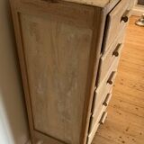 Vintage 5-drawer chest of drawers in waxed solid pine.