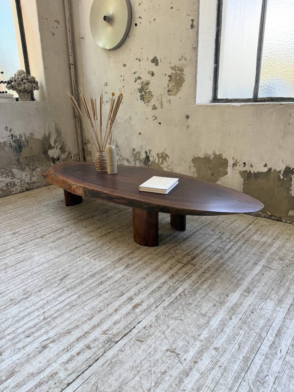Table basse années 50 plateau bois exotique XXL