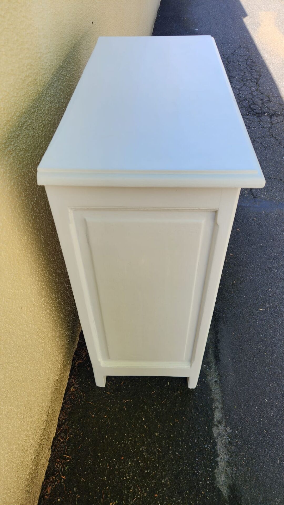 Très beau meuble parisien 2 portes en hêtre peint en gris très clair 1