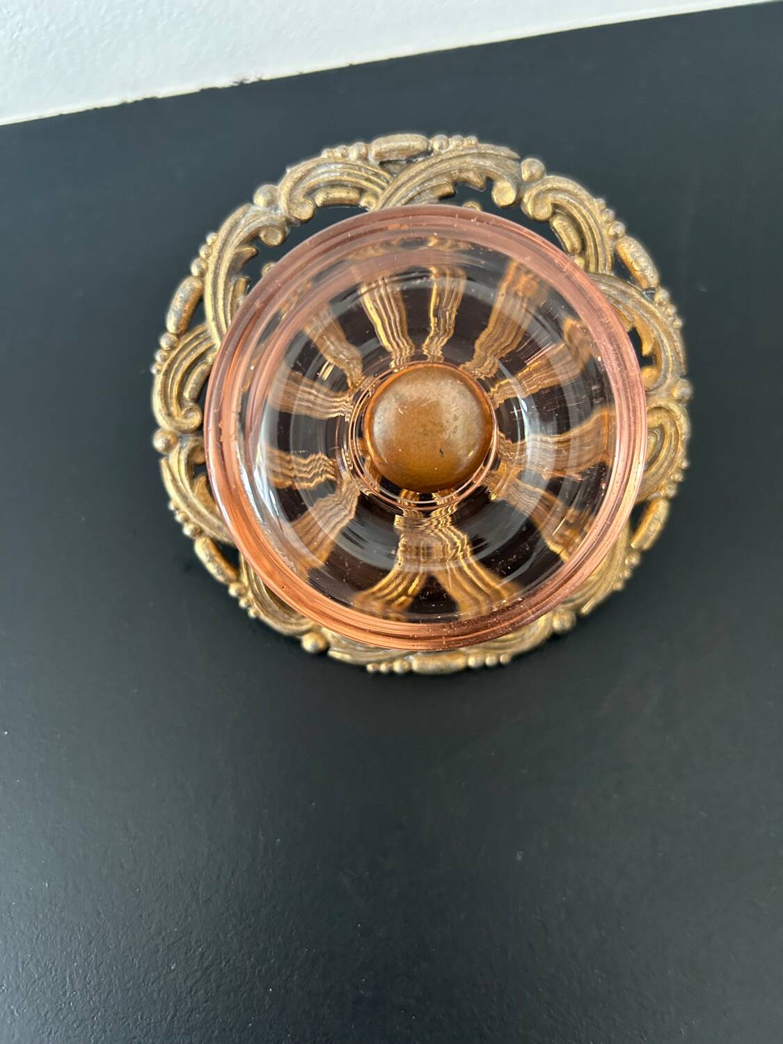 Handle, door or drawer knob