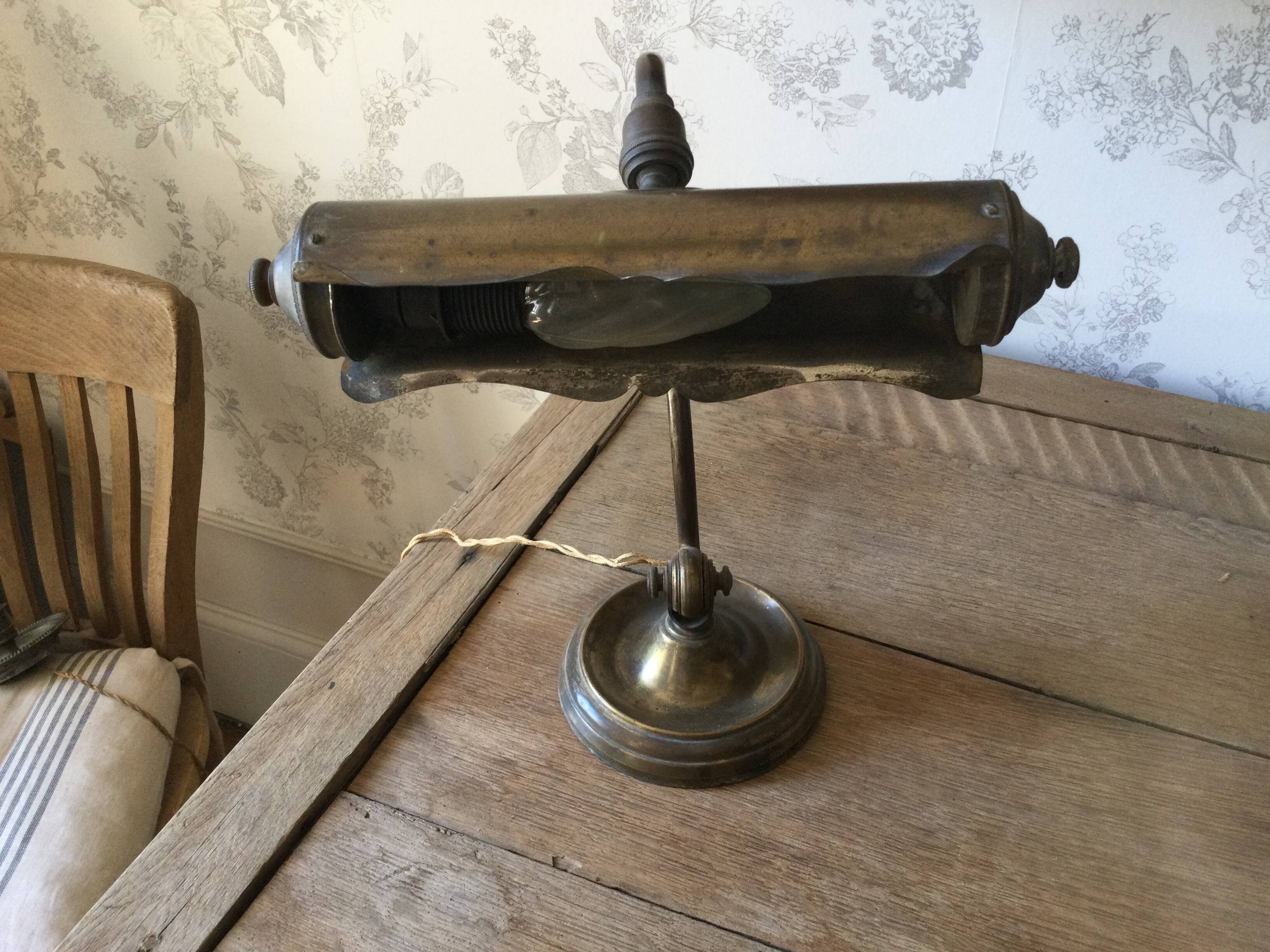 Lampe ancienne de bureau en cuivre