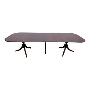 Elegant Dining Table, 2nd half of the 19th Century - Classic/Walnut