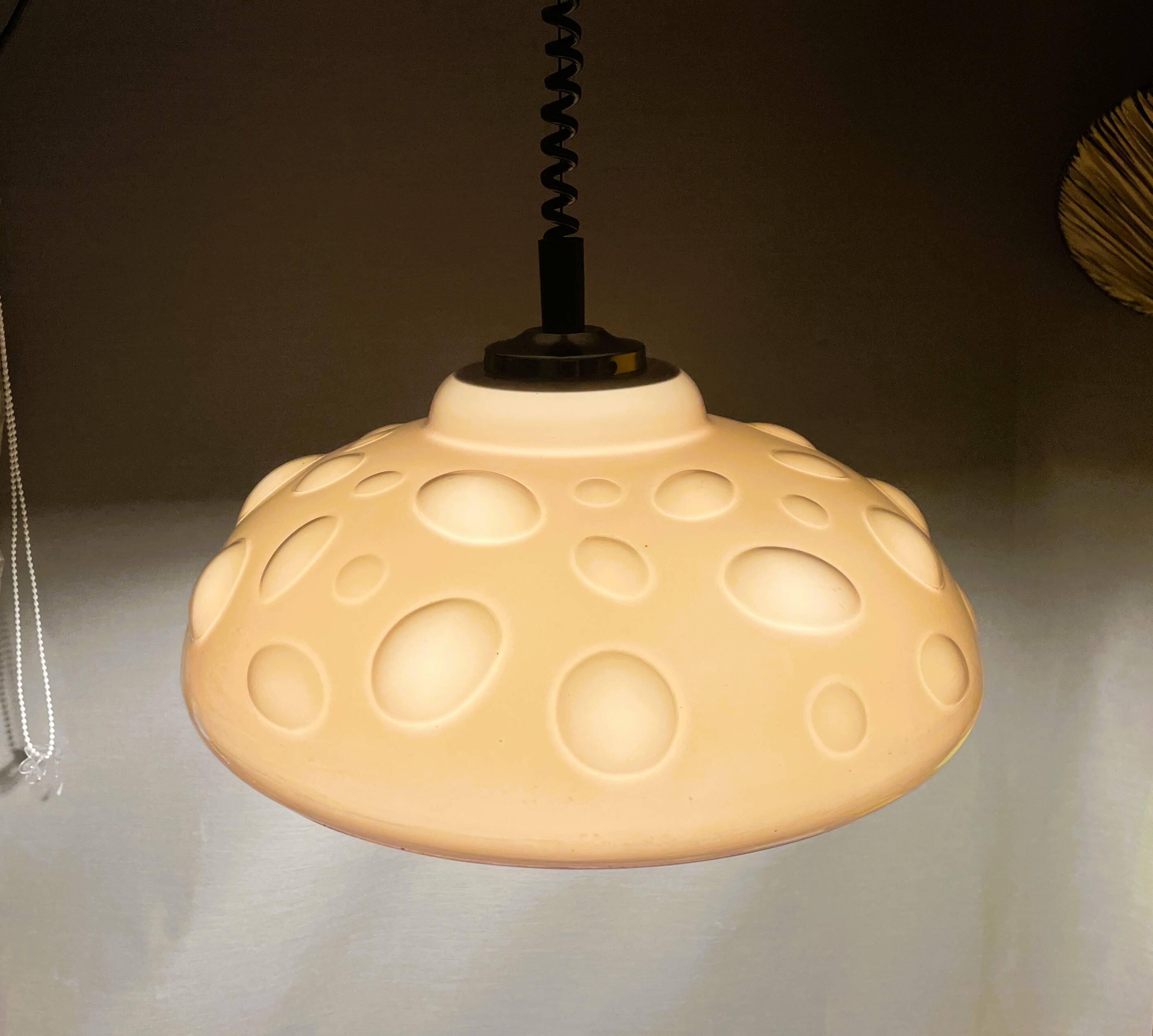 Acrylic retractable dining room pendant lamp