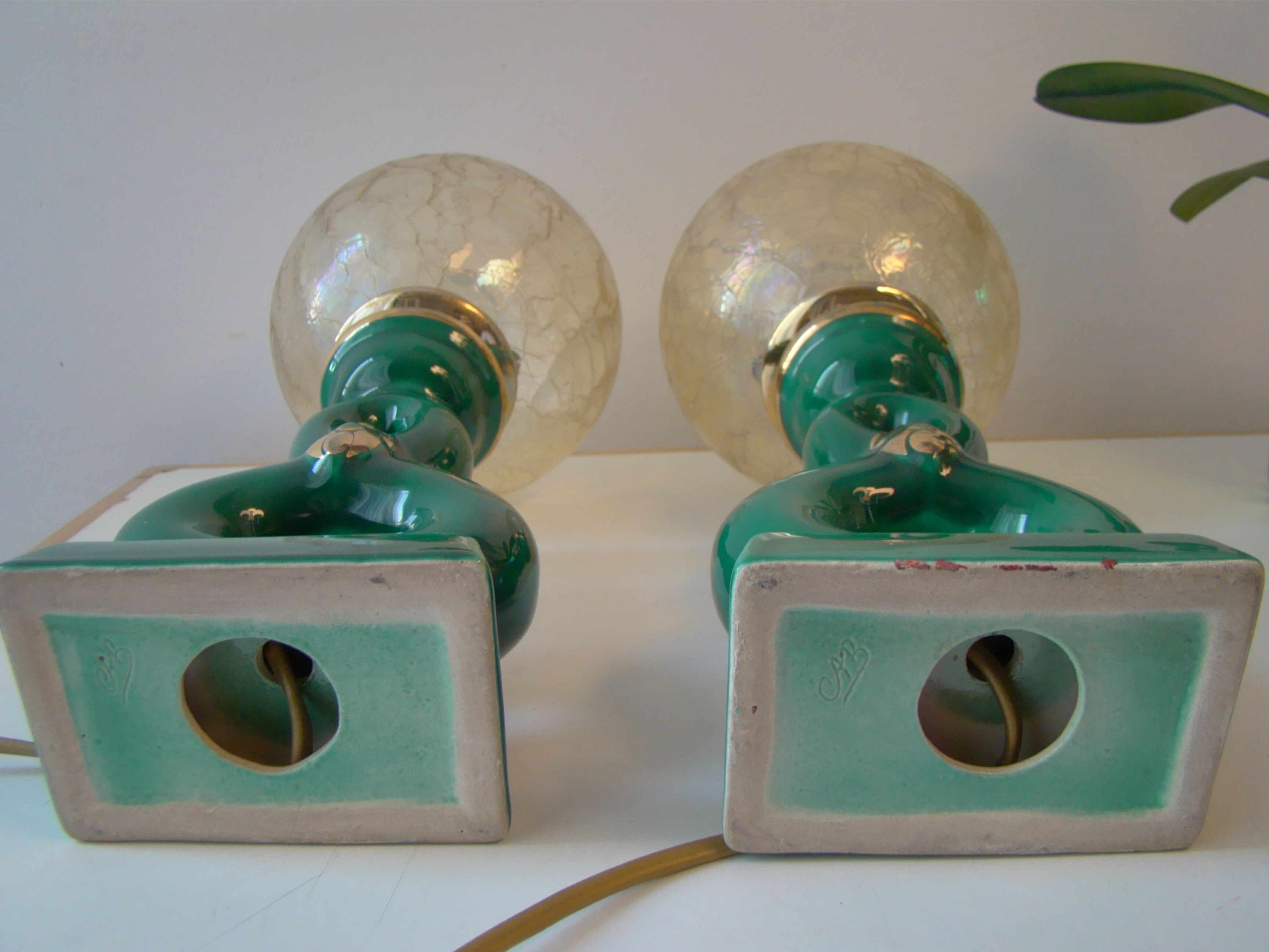 Pair of vintage lamps in bordeaux art ceramic