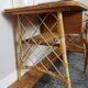 Bureau Louis Sognot et sa chaise en rotin