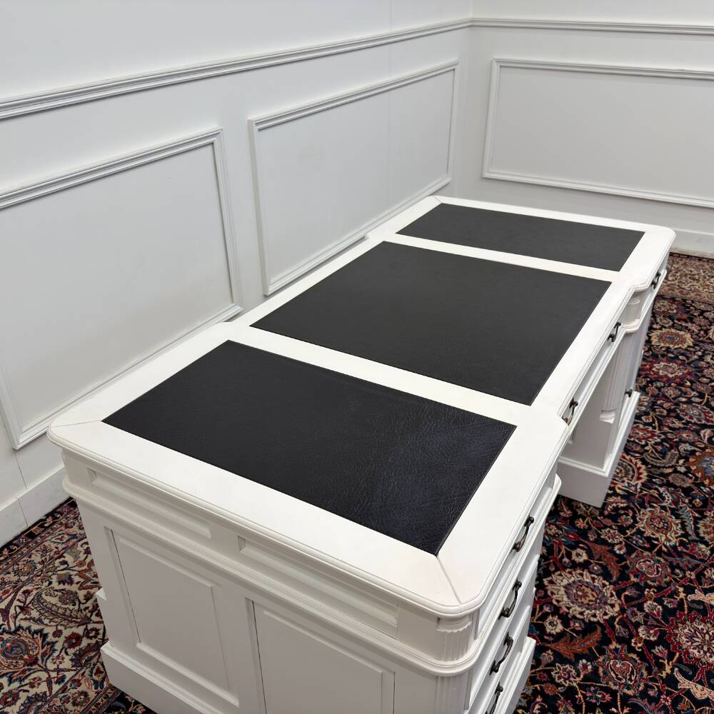 Classic English White Desk Set with Desk Chair
