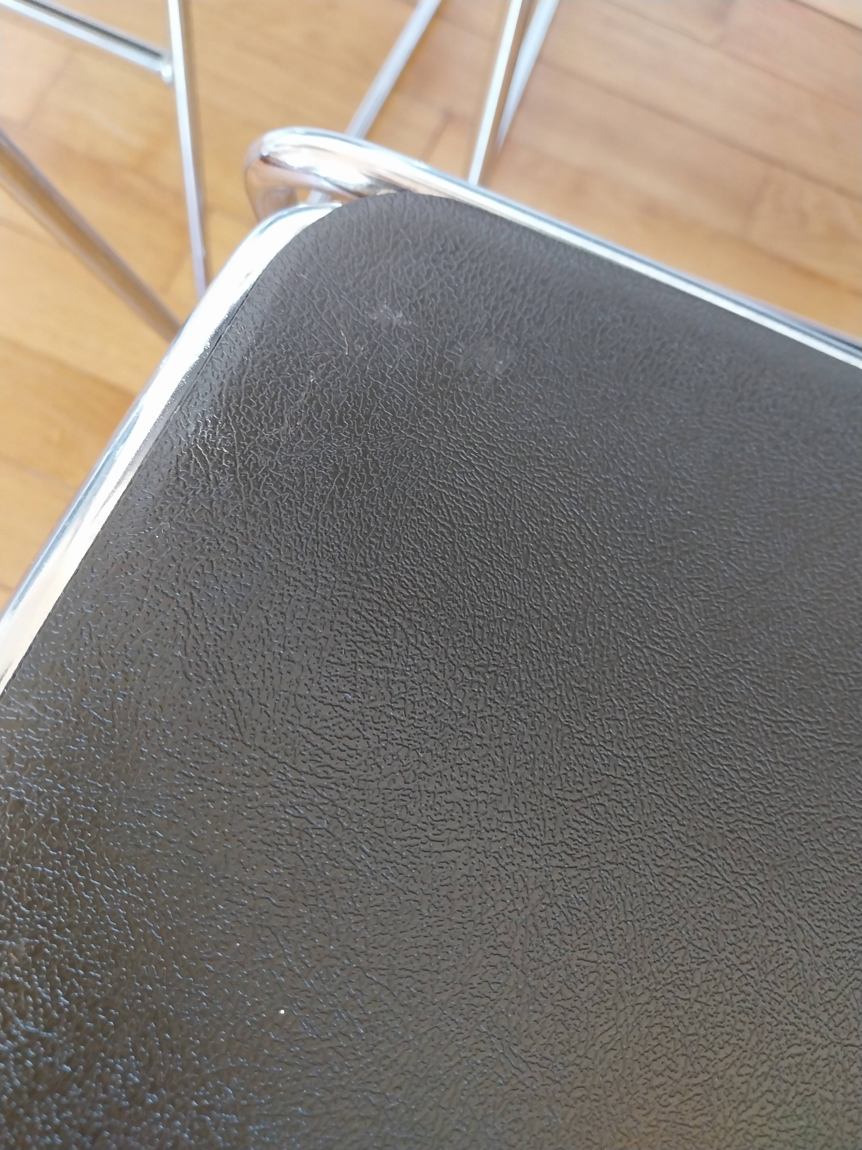 6 Max Stacker designer chairs for Steelcase