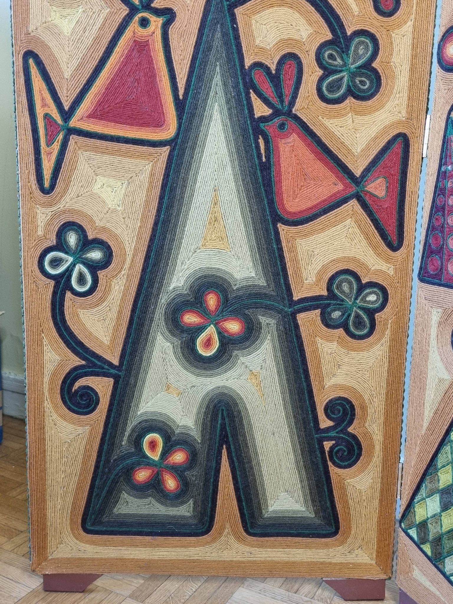 Screen decorated with wool threads, “Huichol” art, Sofia Ribeira, 124 cm