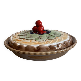 Kiwi slip ceramic pie dish