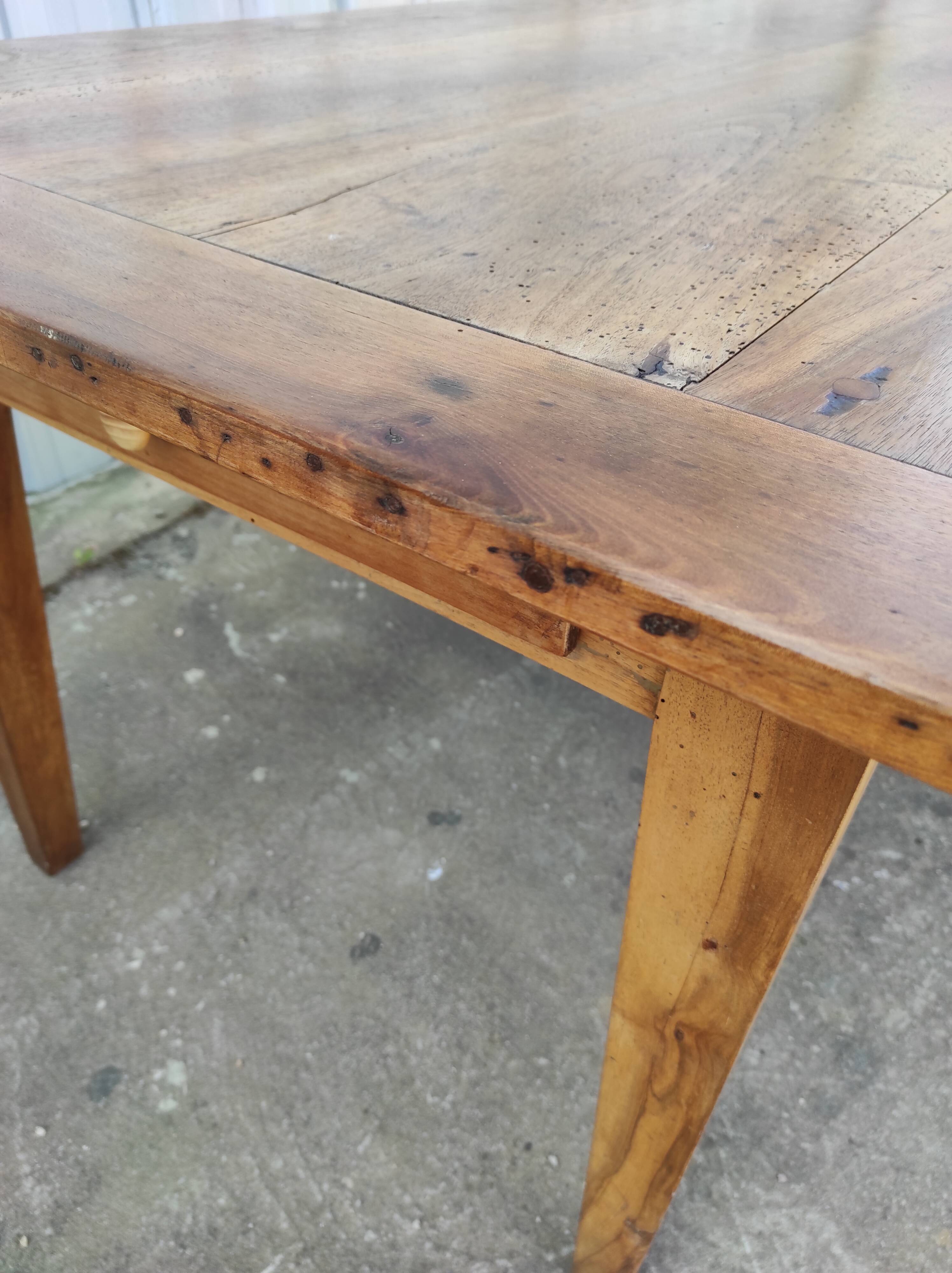 Farmhouse table in blond walnut 200 cm