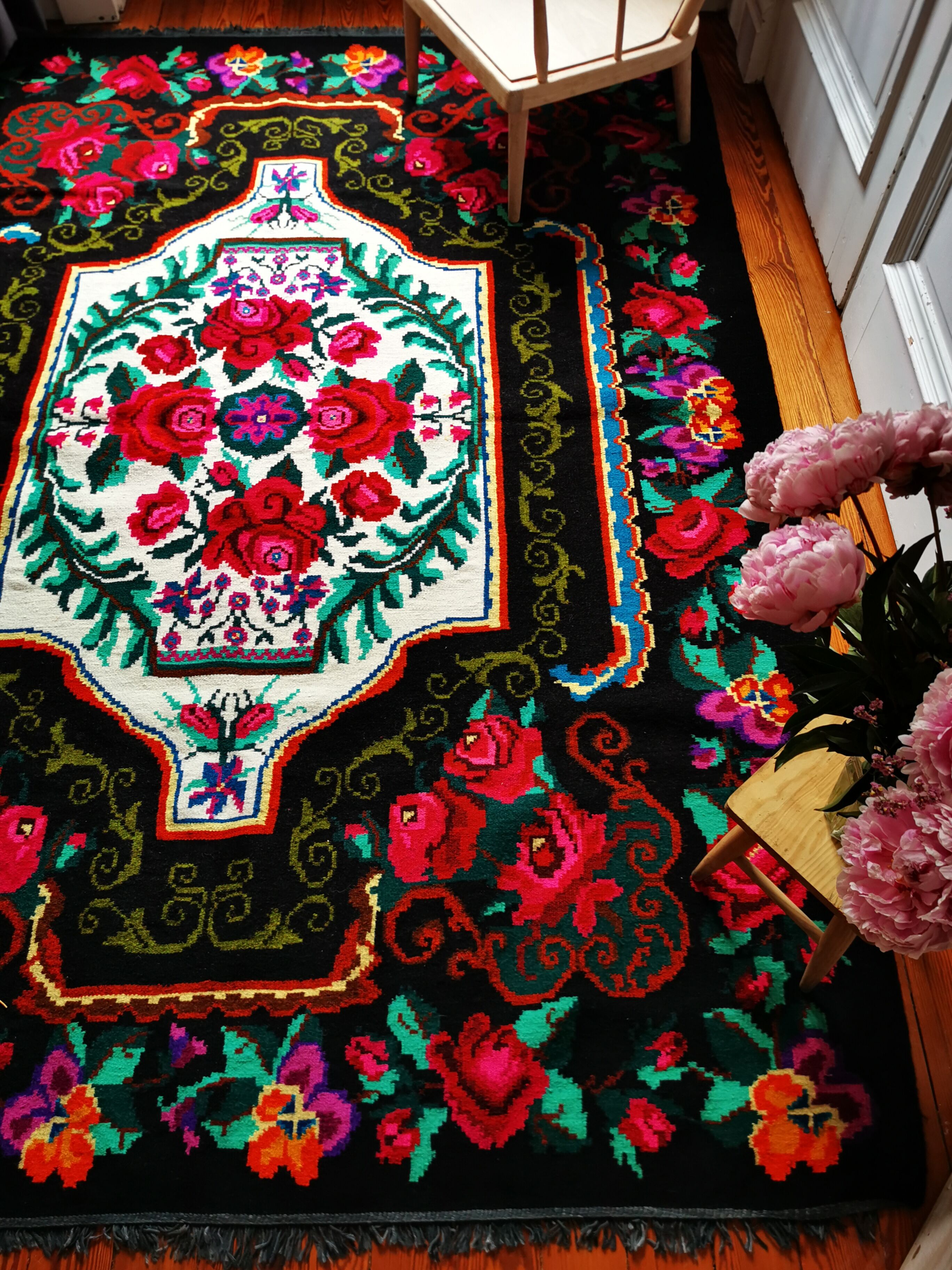 Moldovan kilim carpet