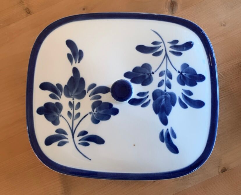 Porcelain dish Viana do Castelo