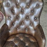 Chesterfield-style office chair