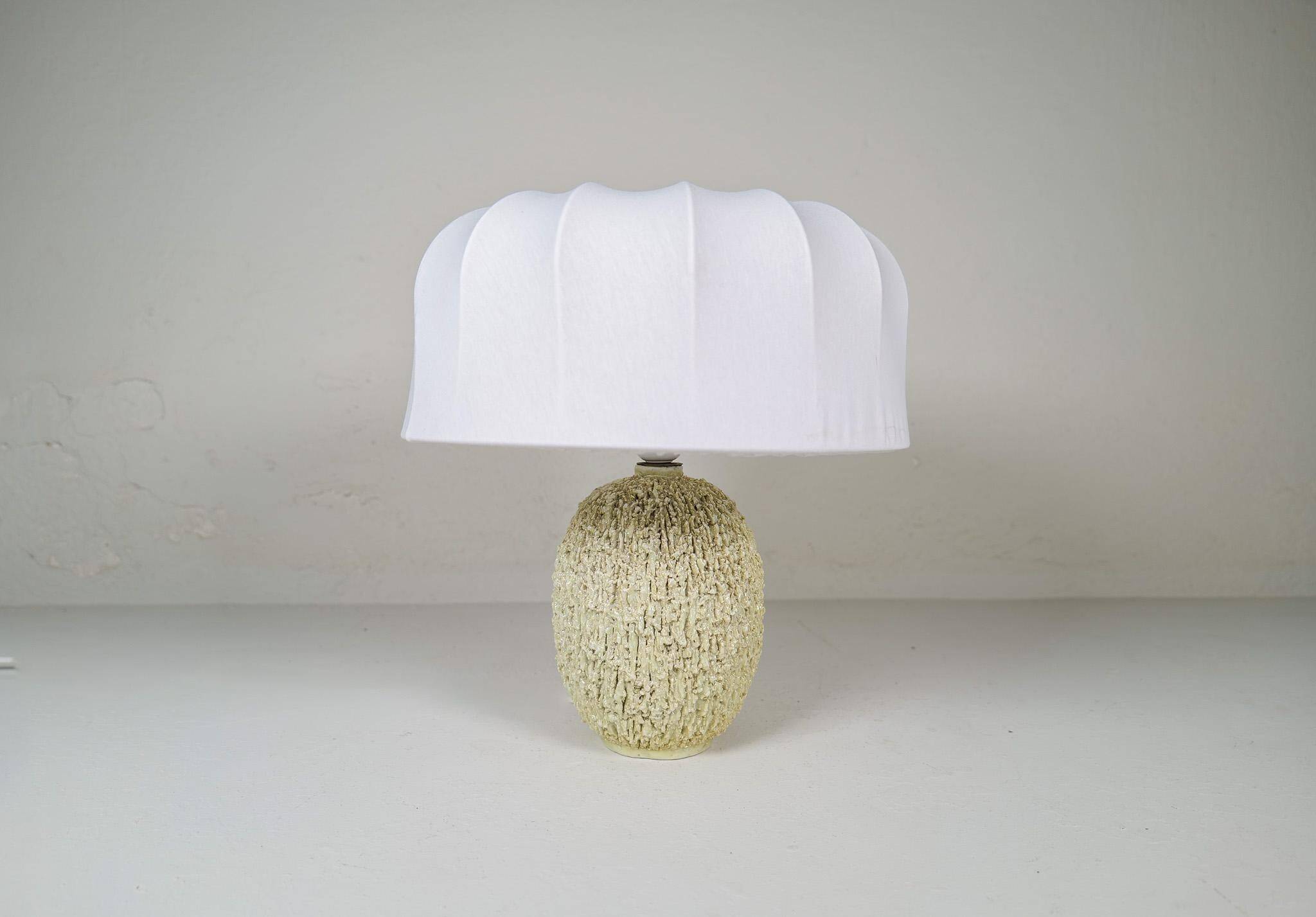 Large modernist mid-century table lamp "Chamotte" Gunnar Nylund Rörstrand, Sweden