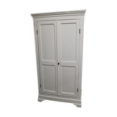 Armoire parisienne blanche