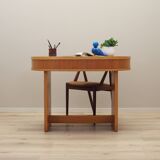 Oak desk, Italian design, 1970s, production: Italy