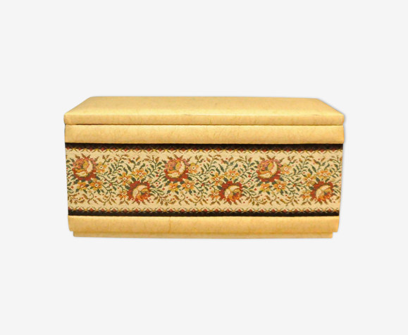 Folk style Scandinavian chest