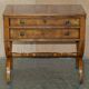 Paire de buffets vintage néoclassique en bois de ronce de chêne