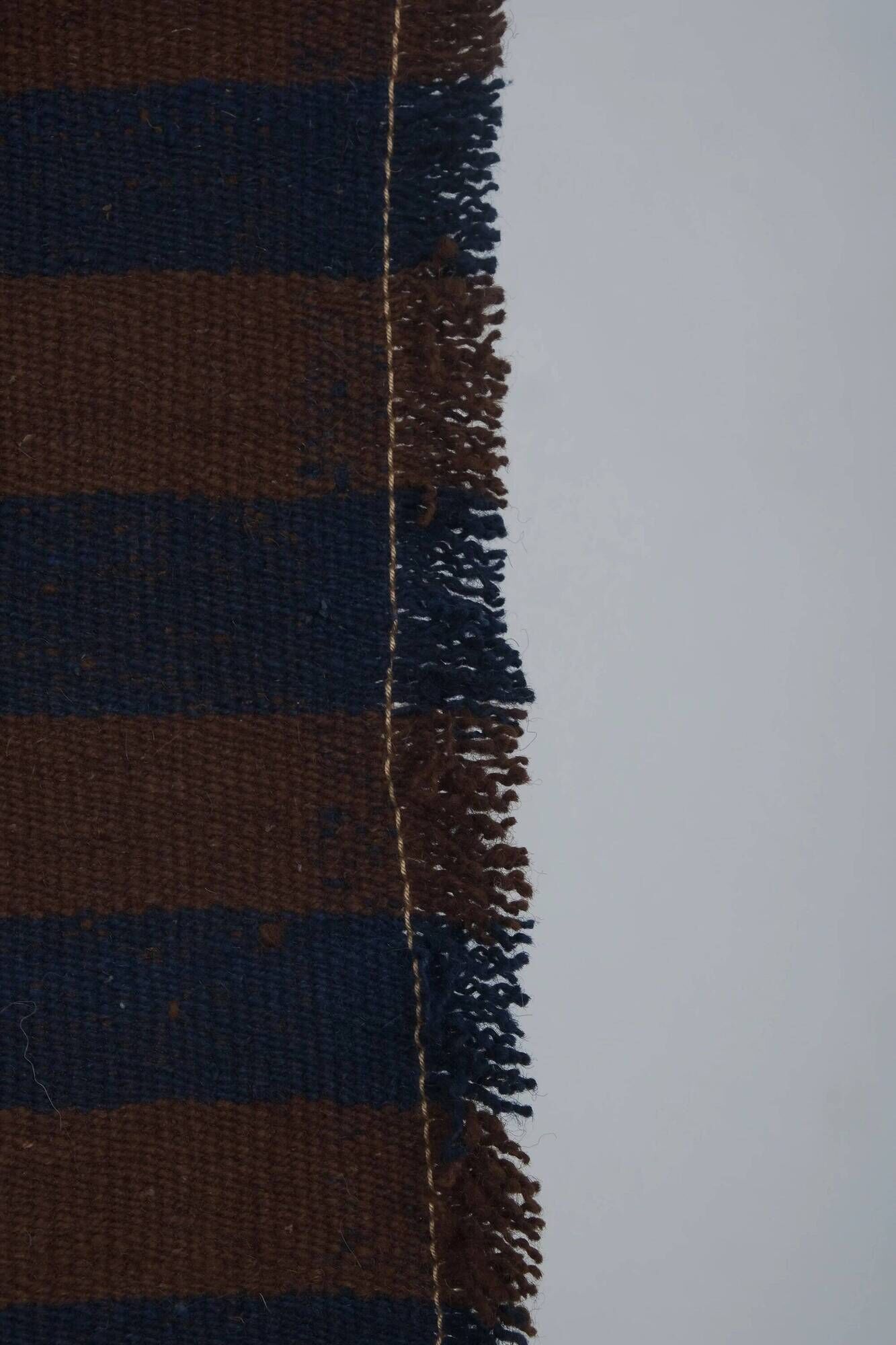 Vintage Turkish kilim, handwoven, 194x302 cm.