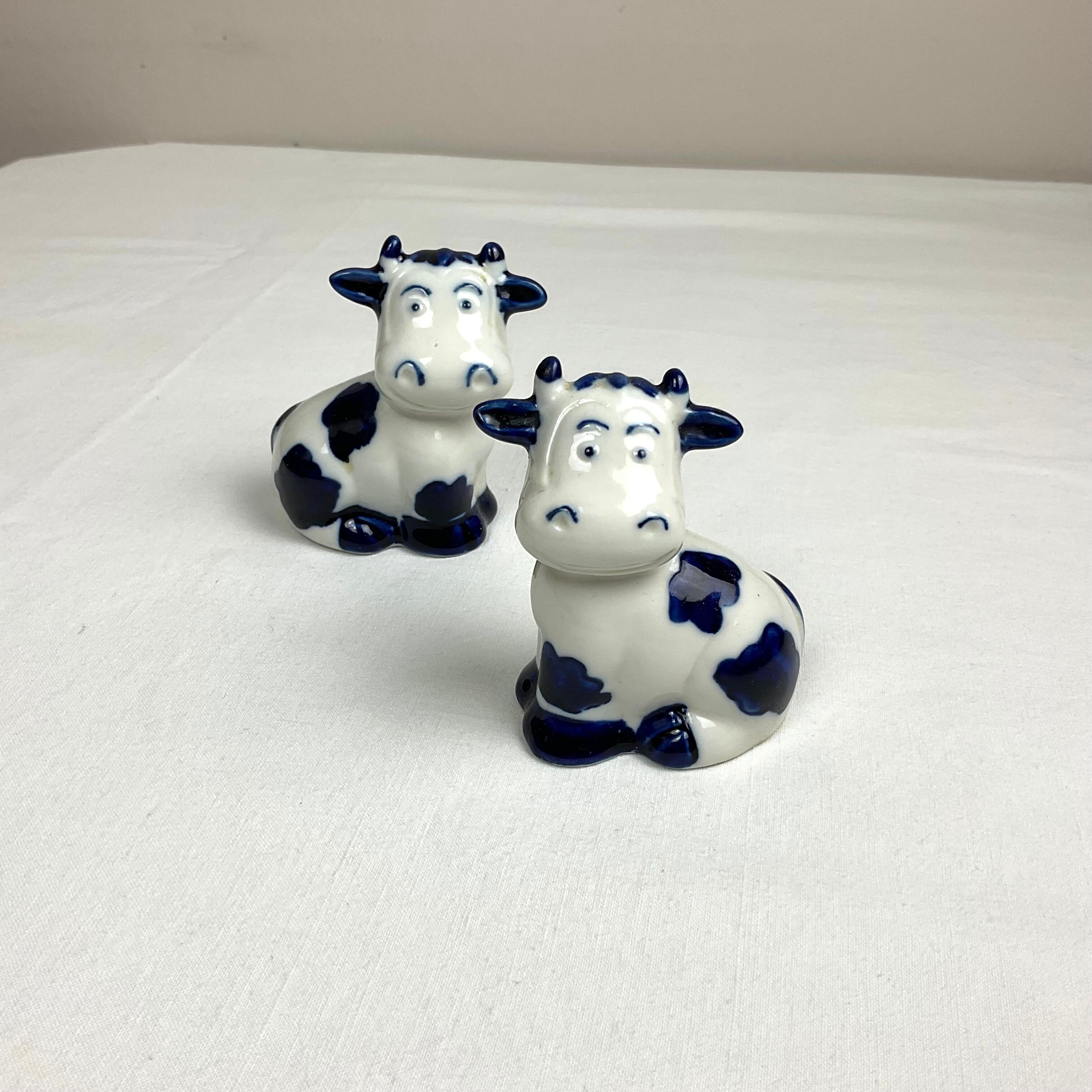 Salière et poivrière vache