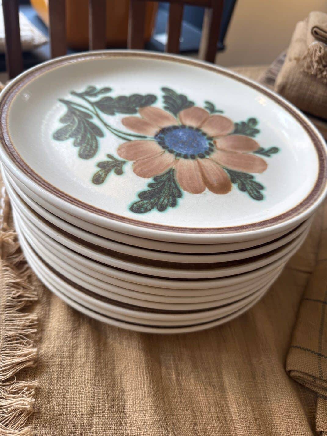 Vintage tableware set Bangui – Faïencerie de Gien - 1970s