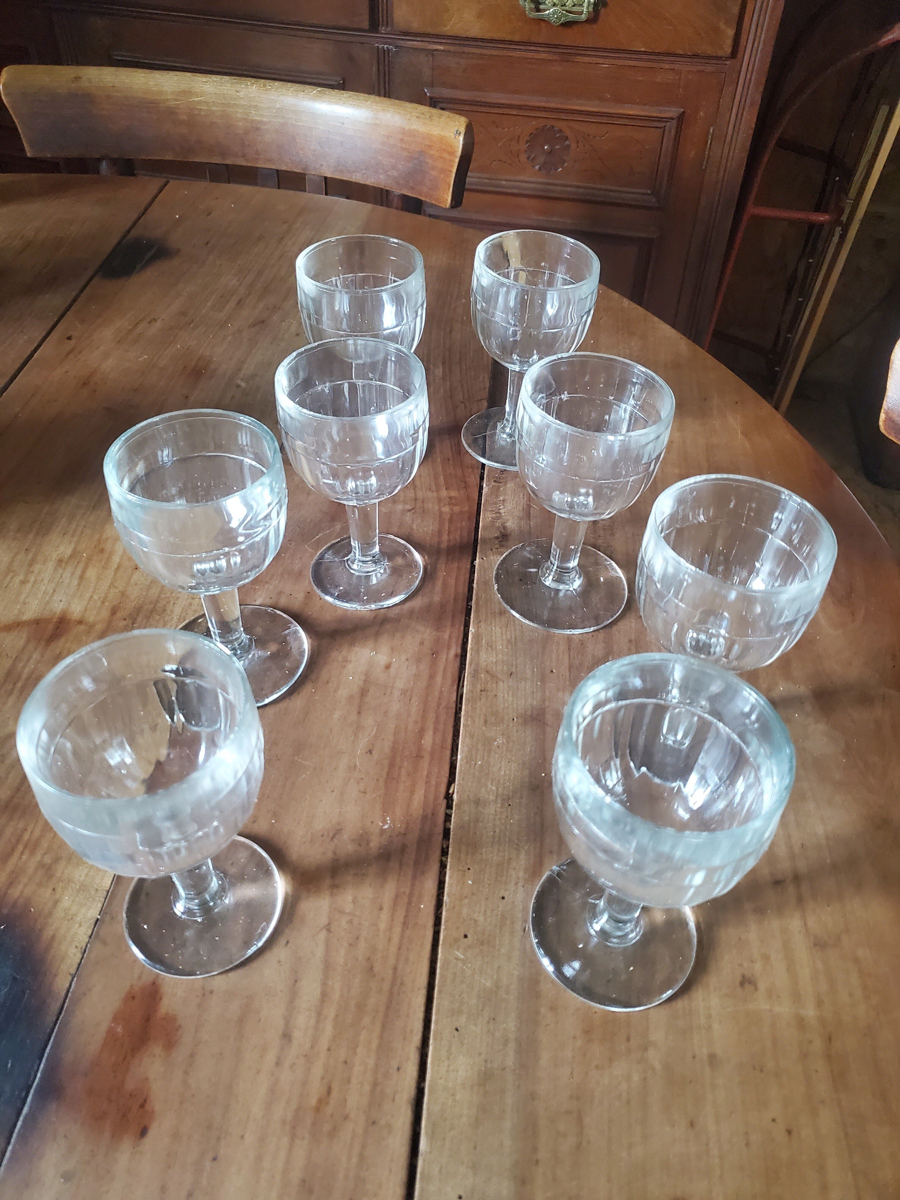 8 bistro glasses