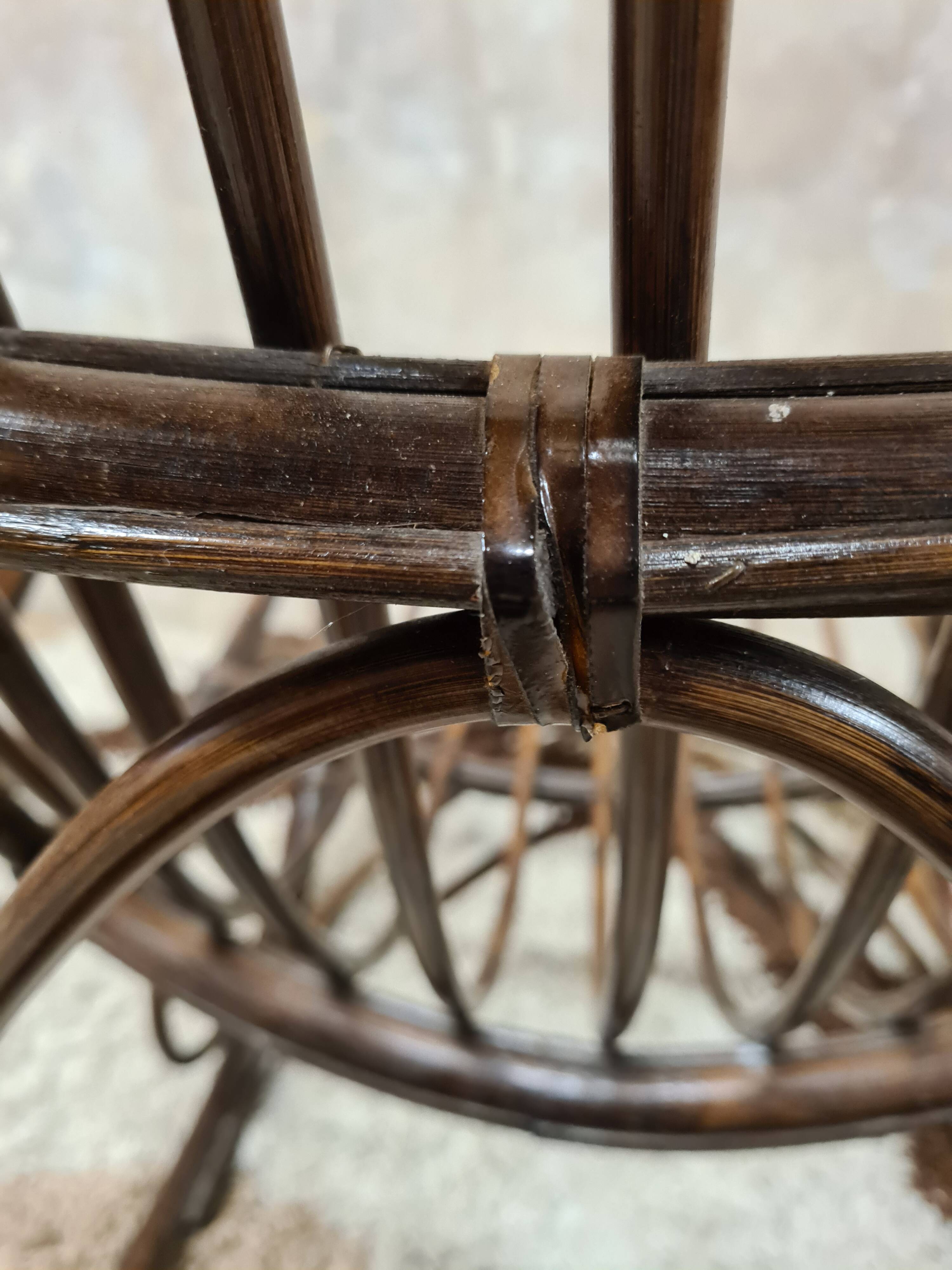 Rocking-chair in rattan bamboo 1970 vintage