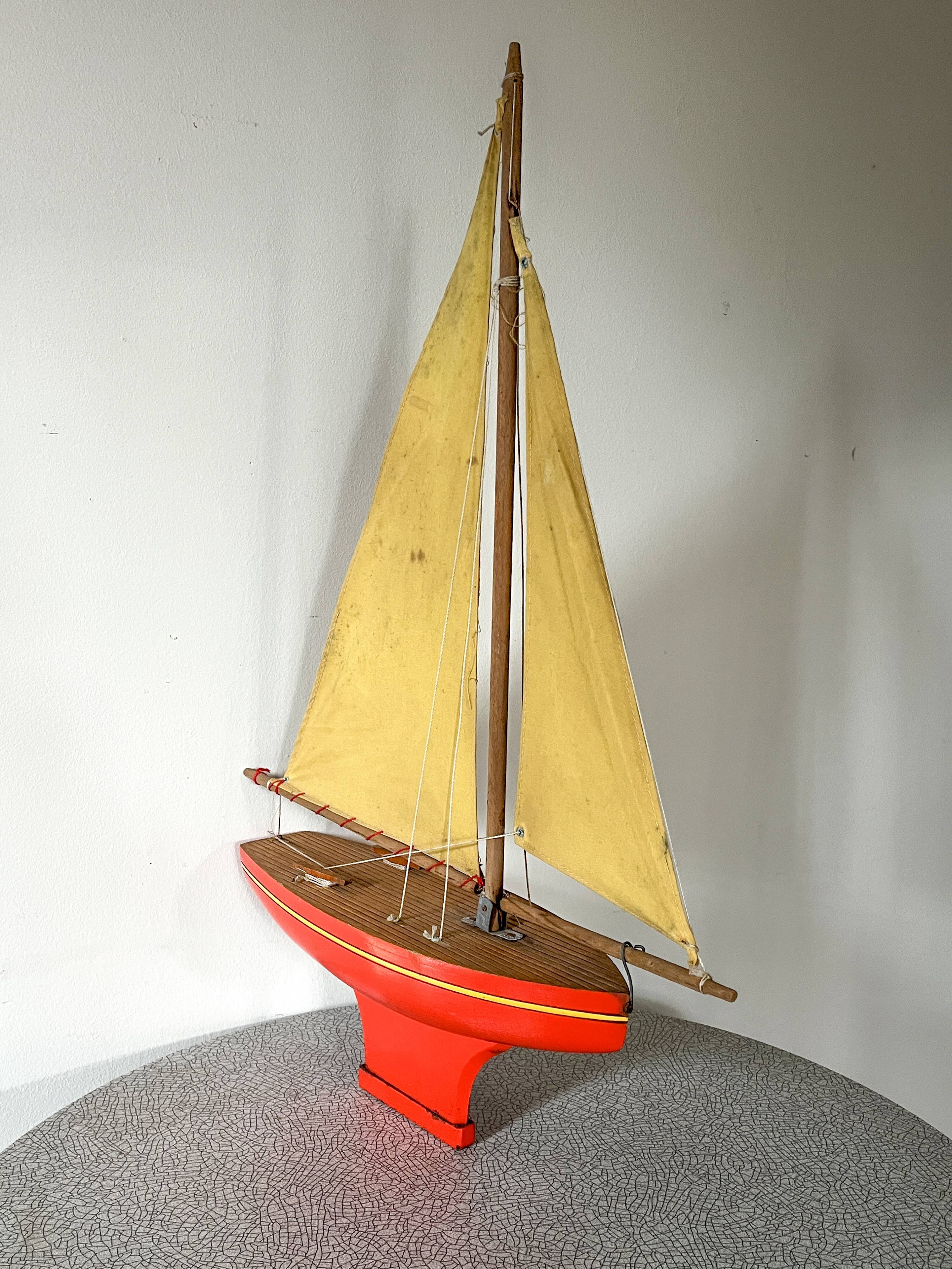 Tirot 401 wooden basin sailboat, vintage toy
