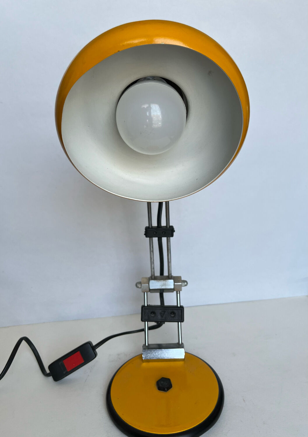 Vintage articulated lamp