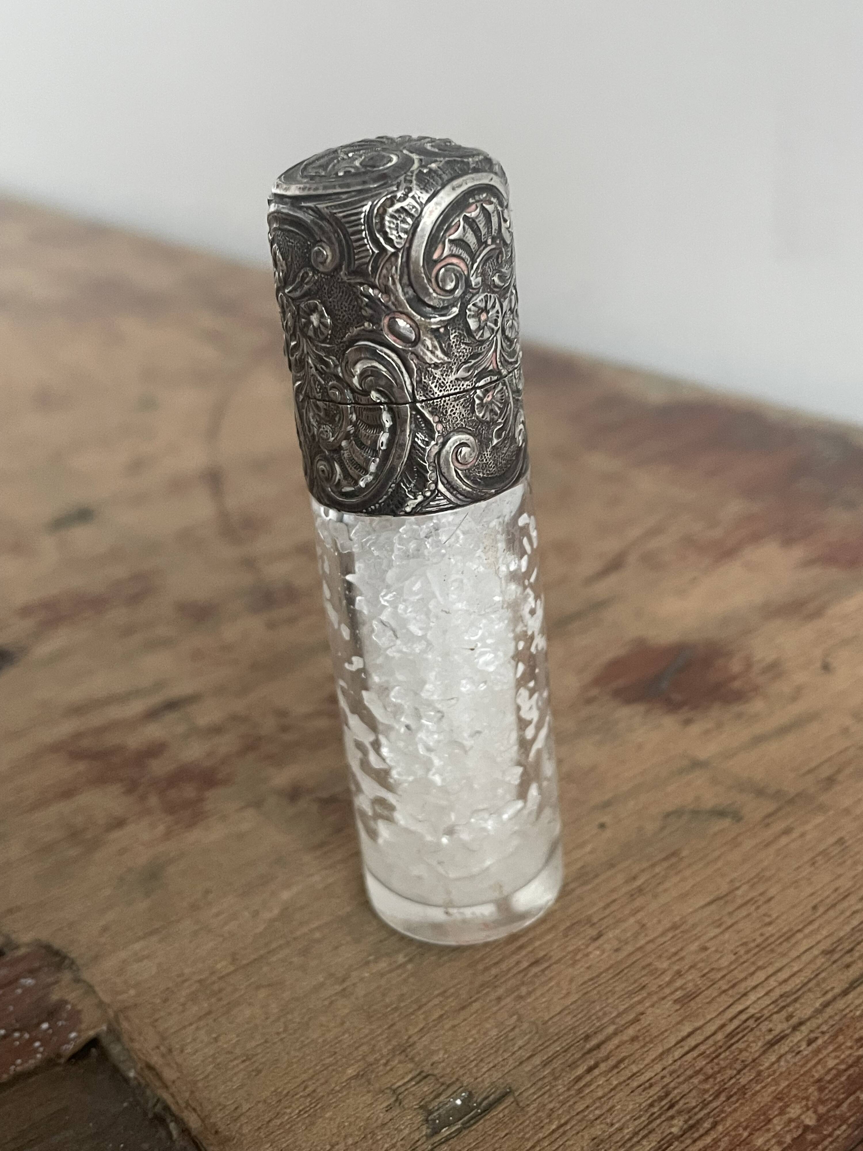 Salt bottle, cut glass, silver metal, Napoleon III, 19th century, object of curiosity, decor