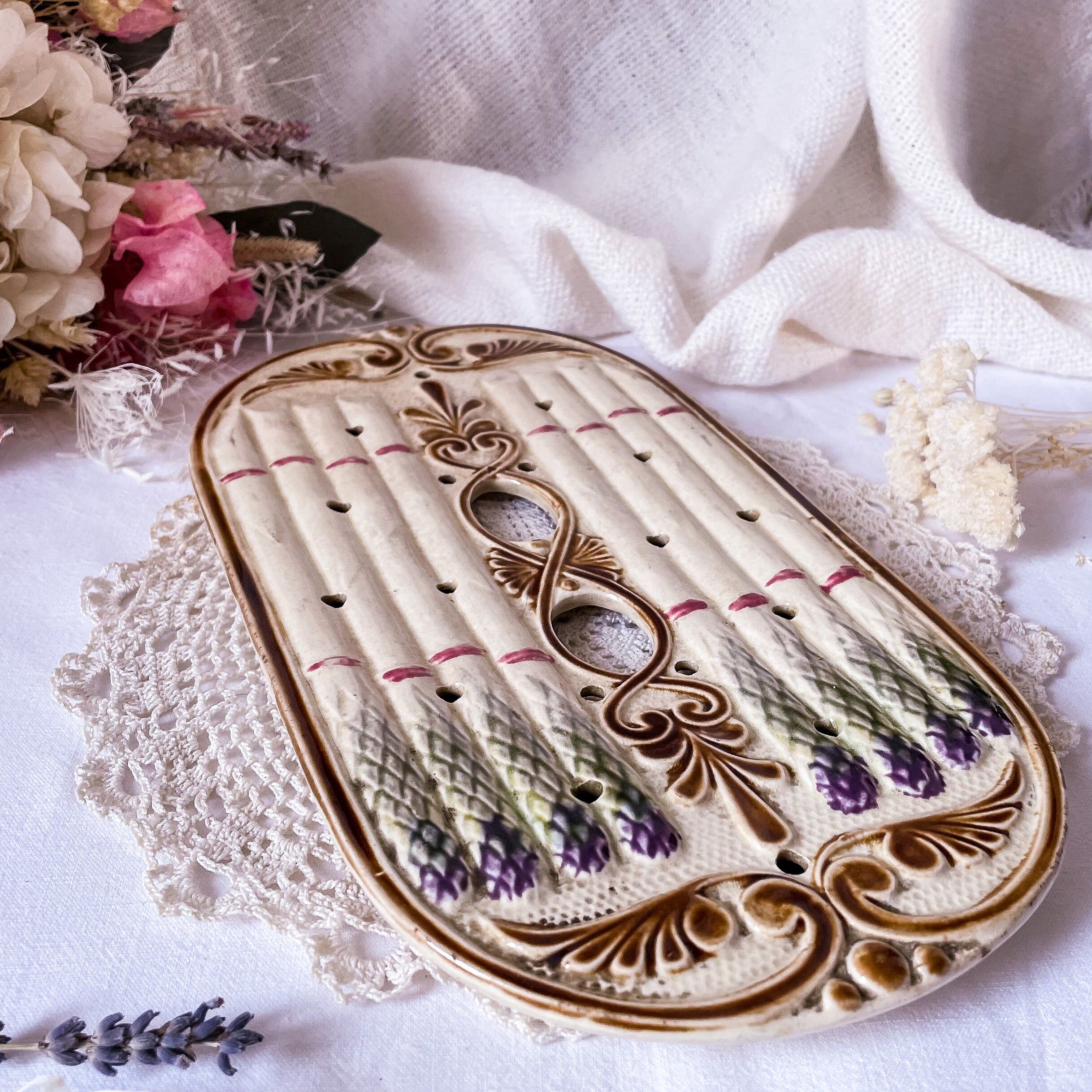 Old asparagus drainer