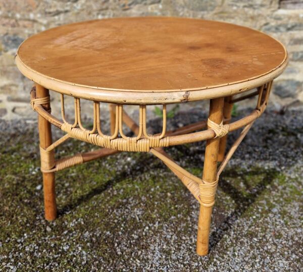 Table basse ronde en rotin 1970's