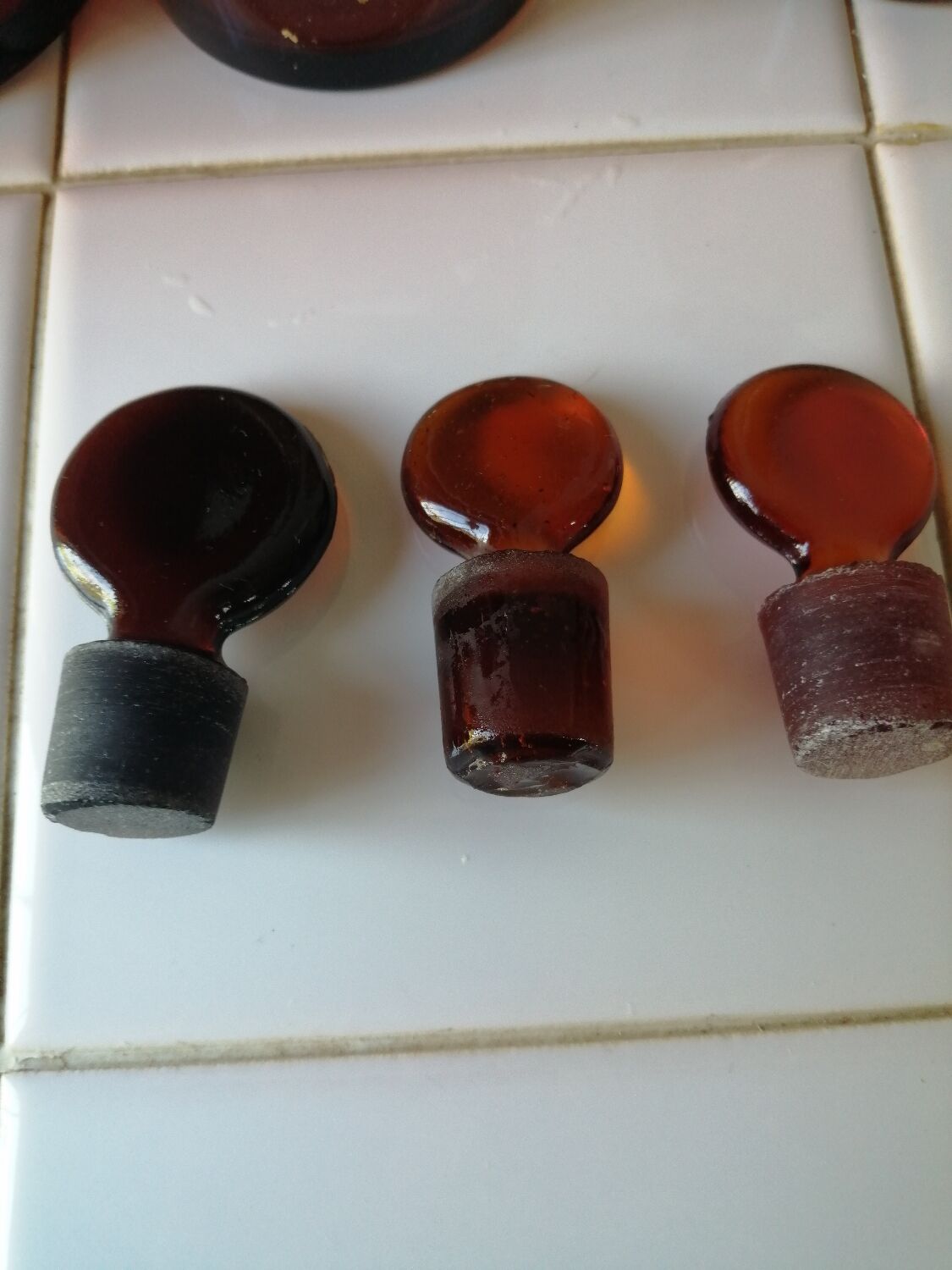 Set of 4 bottles of apothecary